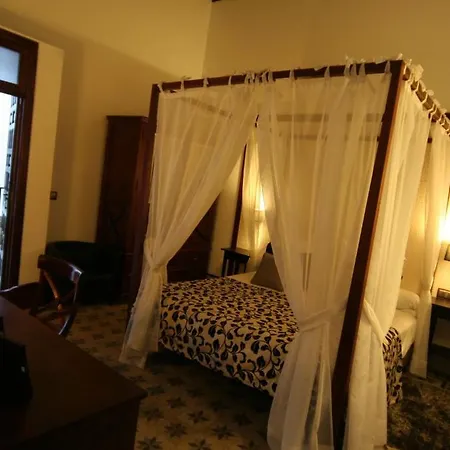 Palacio San Bartolome Guest house 2*