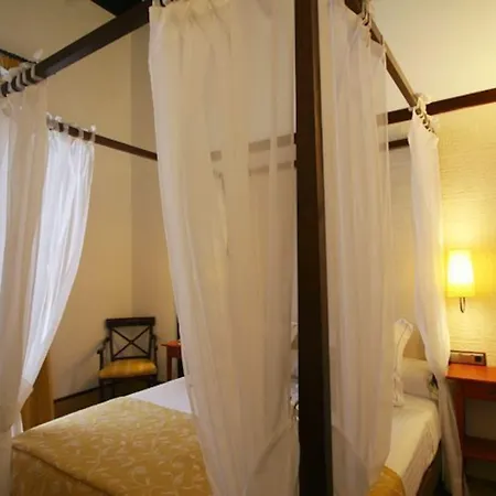 Guest house Palacio San Bartolome